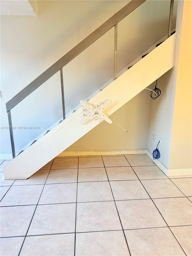 Foto del edificio - 2162 W 60th St