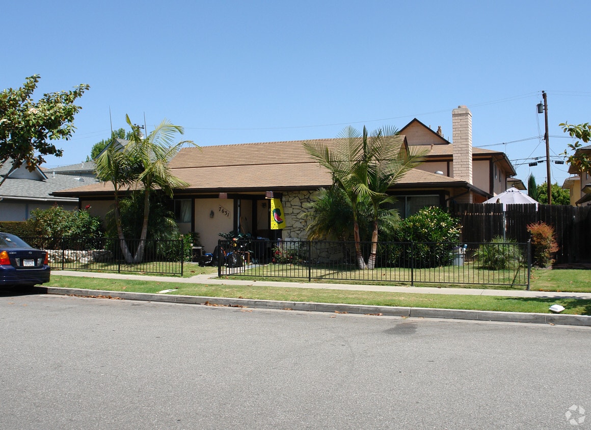 Primary Photo - 7631 Amazon Dr