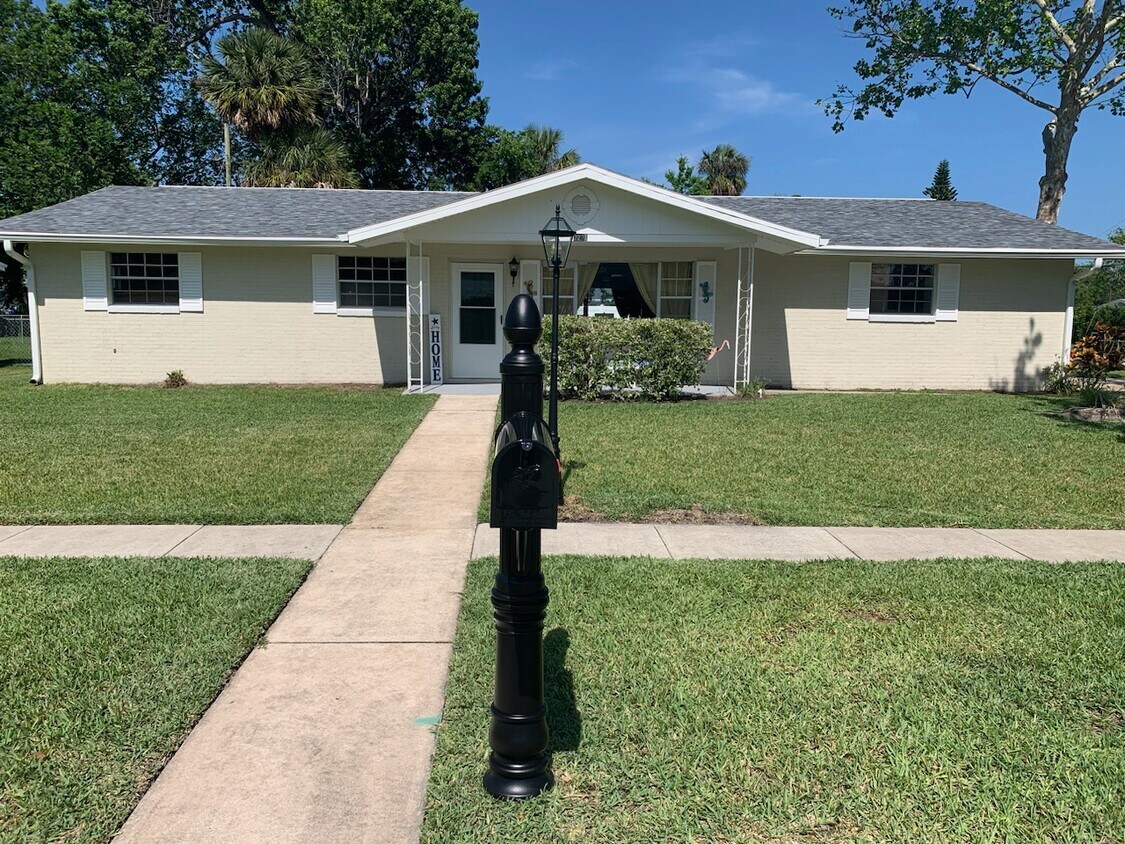 2271 Brian Ave, South Daytona, FL 32119 House Rental in South Daytona