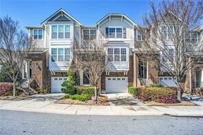 Foto principal - Skybrook Townhome with Garage