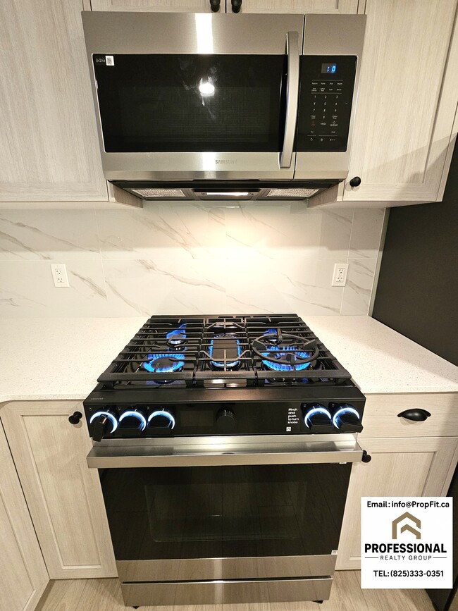 Building Photo - 238 Orchards Blvd SW