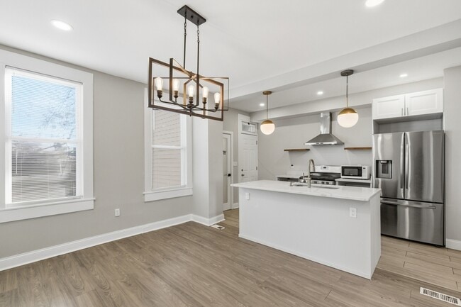 Foto del edificio - 1843 E 29th St