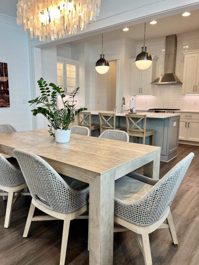 Building Photo - 235 Log Landing St