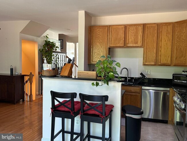 Building Photo - 2970 Stockholm Way