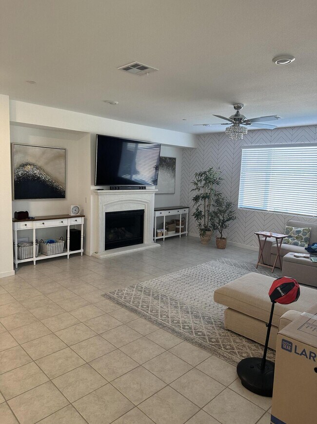 Building Photo - 40106 Catania Ct