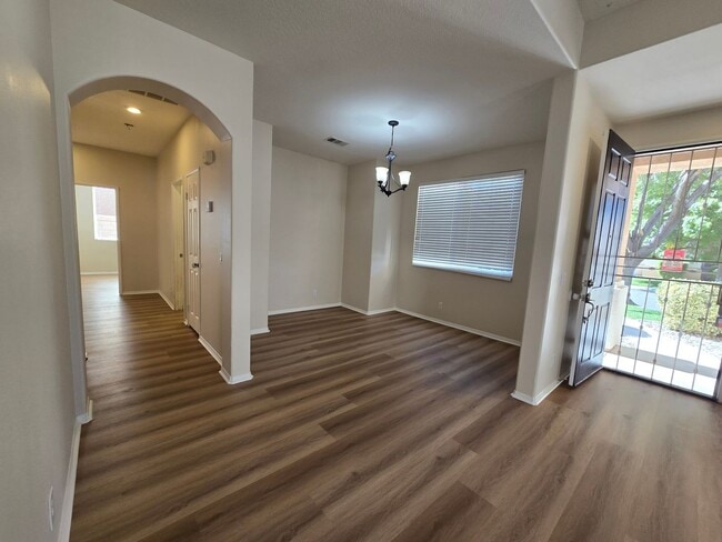 Building Photo - 42522 Coronet Ct