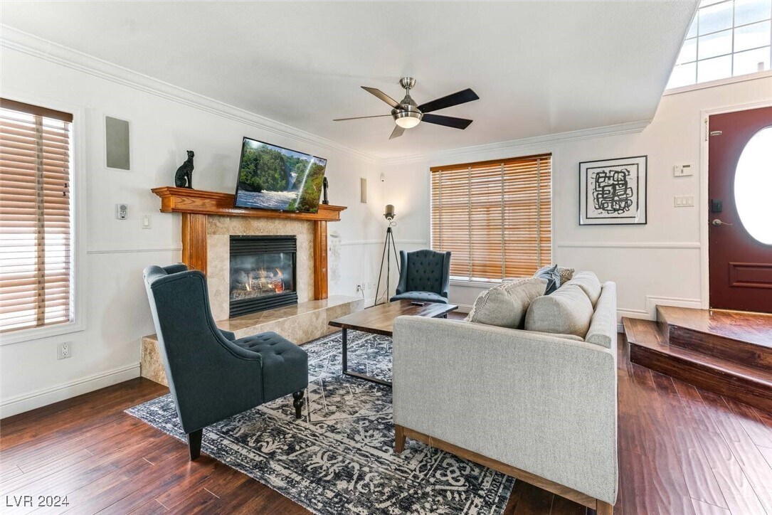 Primary Photo - 2829 Via Florentine St