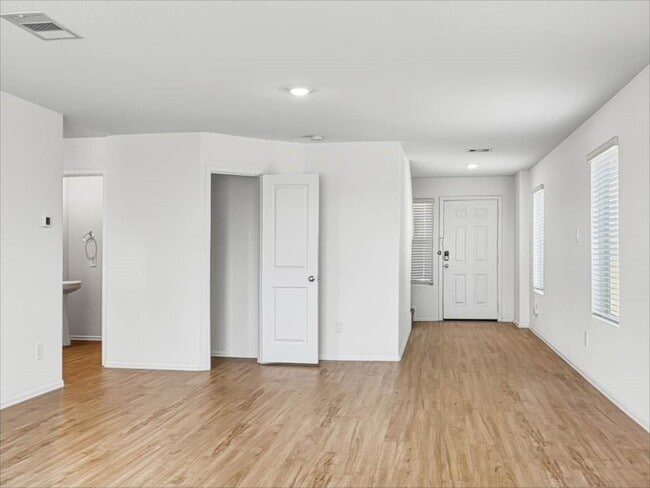 Building Photo - 18838 Charter Elm Dr