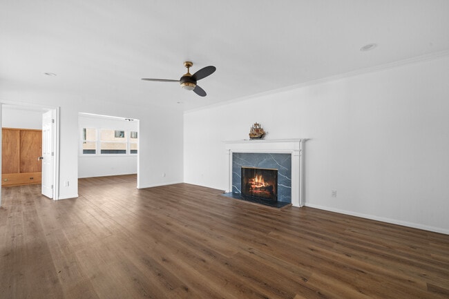 Foto del edificio - 4538 Orchid Dr