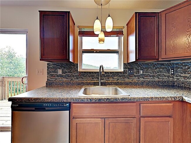 Building Photo - 258 Grace Manor Dr