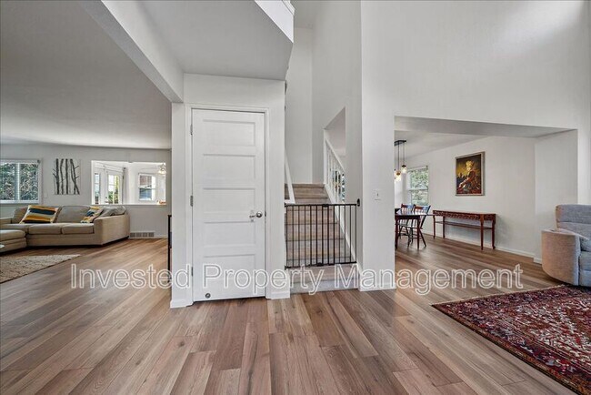 Building Photo - 7291 Palisade Dr