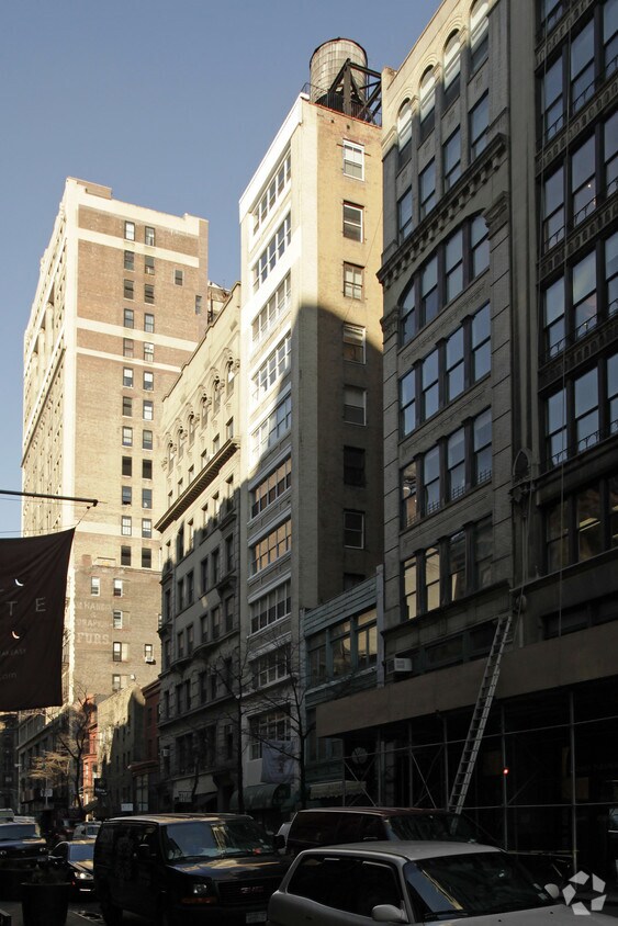 Foto principal - 39 E 20th St