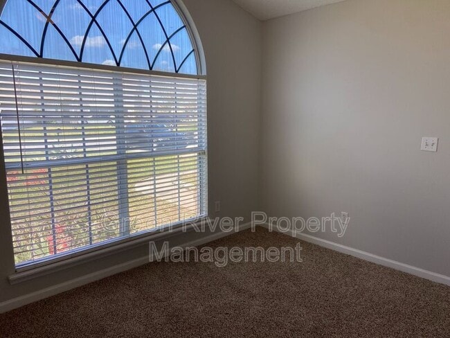 Building Photo - 3728 Arava Dr