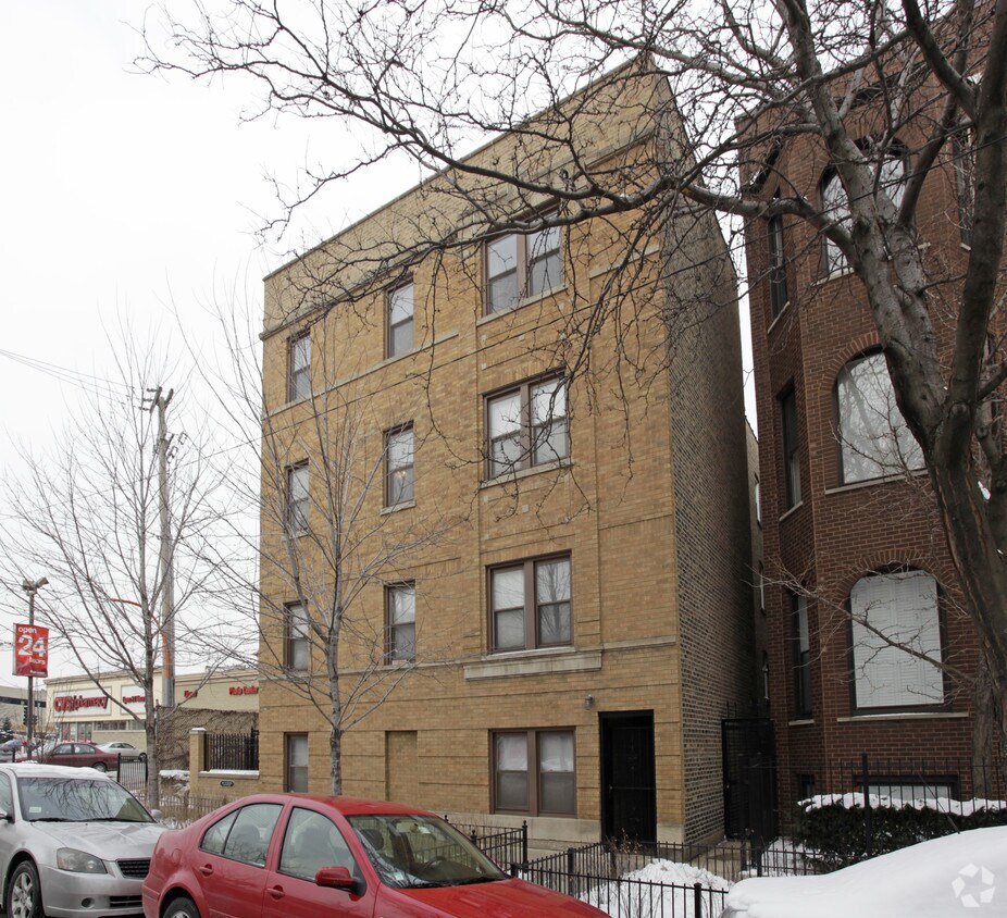 Building Photo - 734-736 W Barry Ave