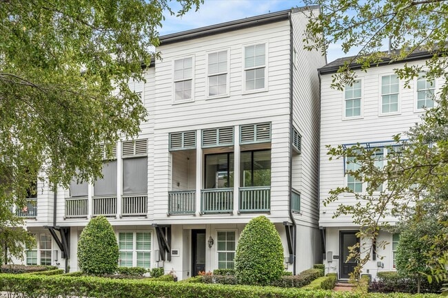 Photo - 823 Paige St Apartment