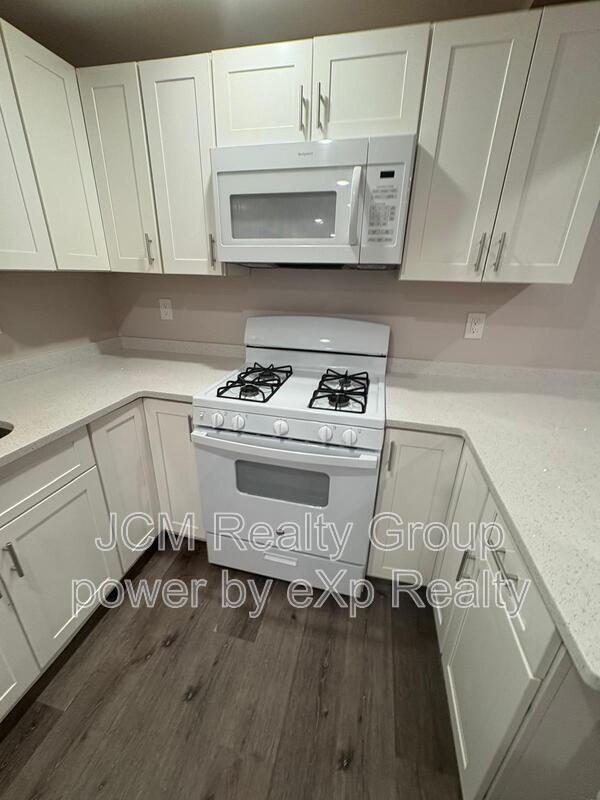 Photo - 32 Hartwell Street