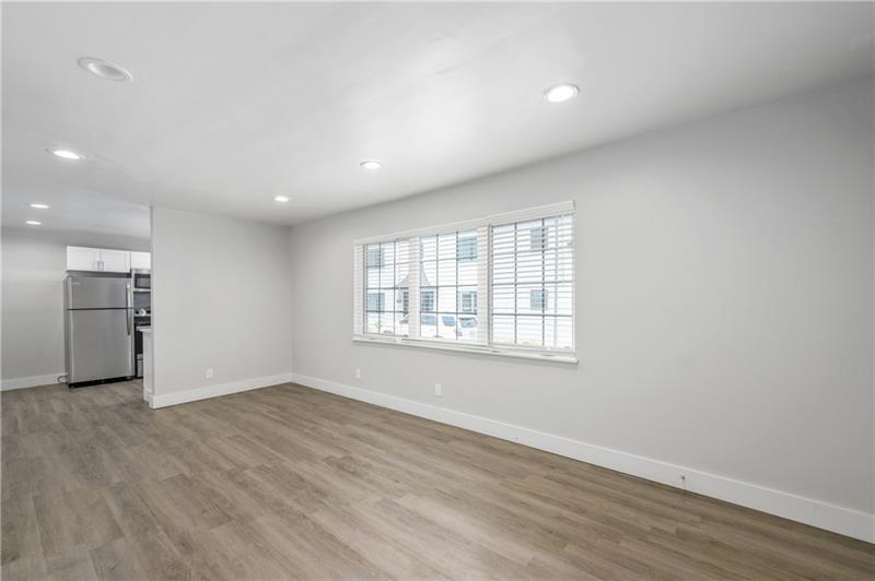 Foto principal - 905 Briarcliff Terrace NE