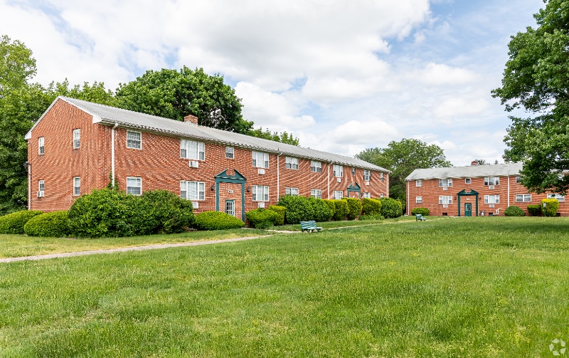 Building Photo - 1570 Willard Ave