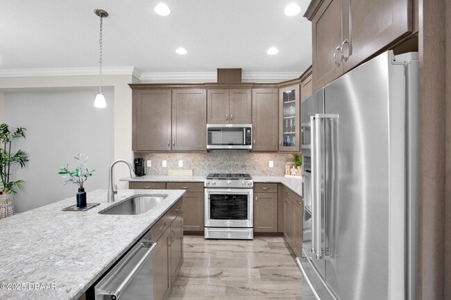 Building Photo - 341 Good Life Wy