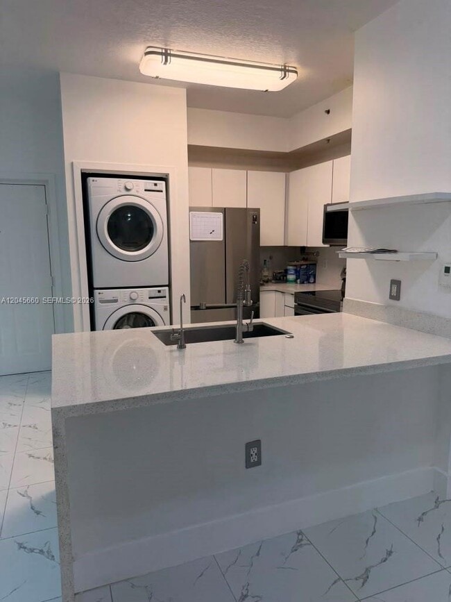 Foto del edificio - 7220 NW 114th Ave