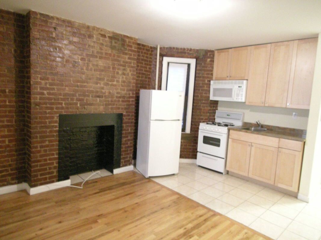 Primary Photo - 712 9th Ave