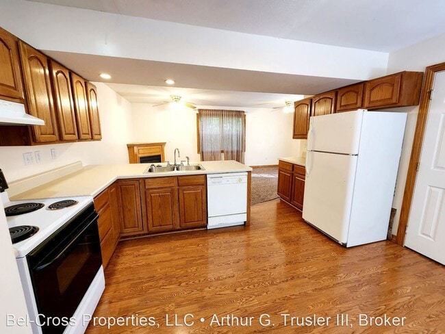 Building Photo - 3 br, 2.5 bath House - 1 Bakers Pointe