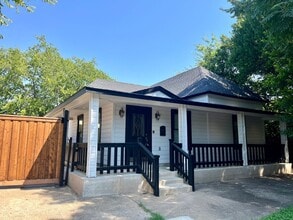 Building Photo - 2100 Harrison Ave