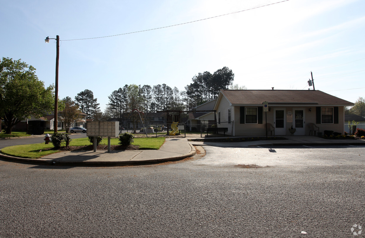 Building Photo - Meadow View Apartments