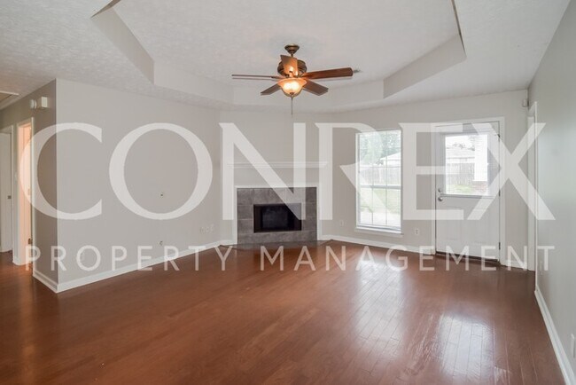 Building Photo - Charming 4 Bedroom Home in Millbrook!
