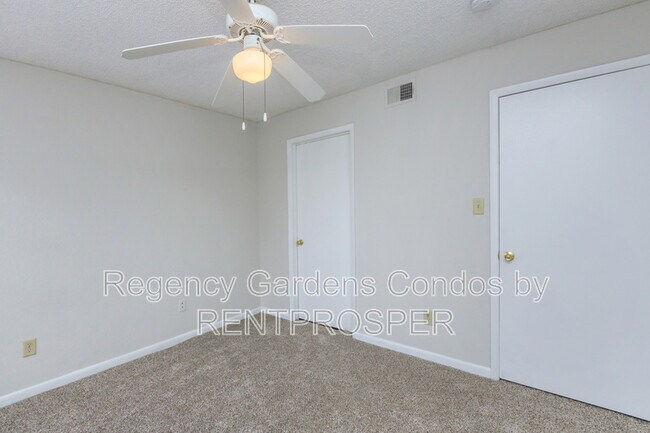 Foto del edificio - 4355 Perkinshire Ln