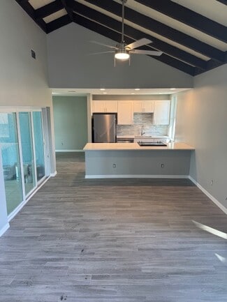 Building Photo - 4607 SE Binnacle Way