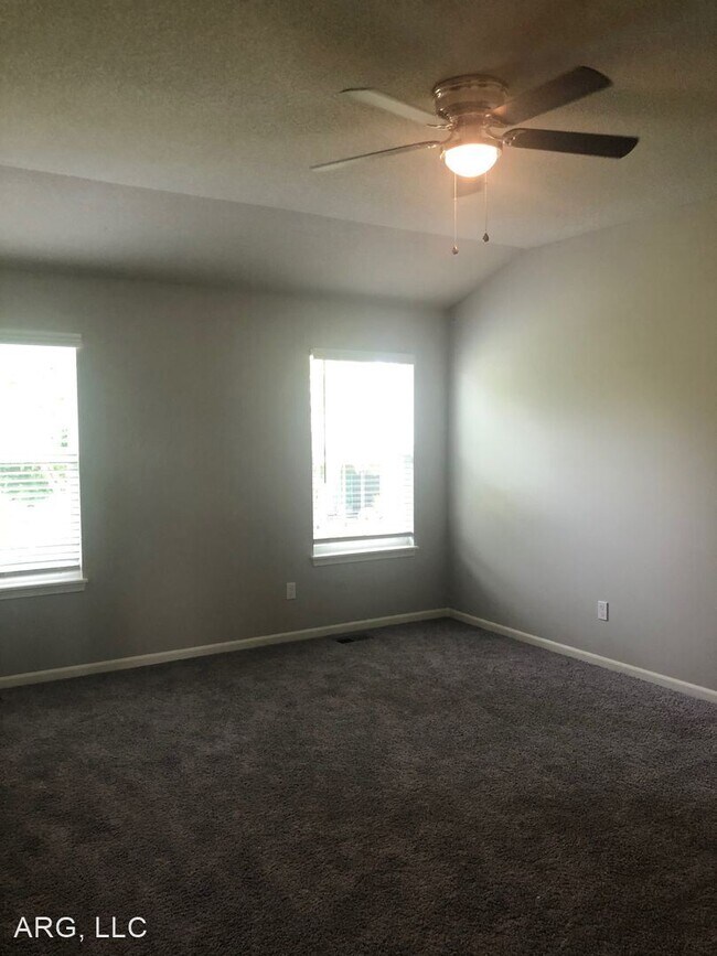 Building Photo - 4 br, 2 bath House - 798 S Mulberry Street