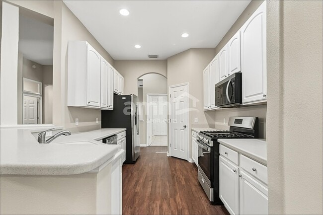 Building Photo - 12634 Cara Cara Loop