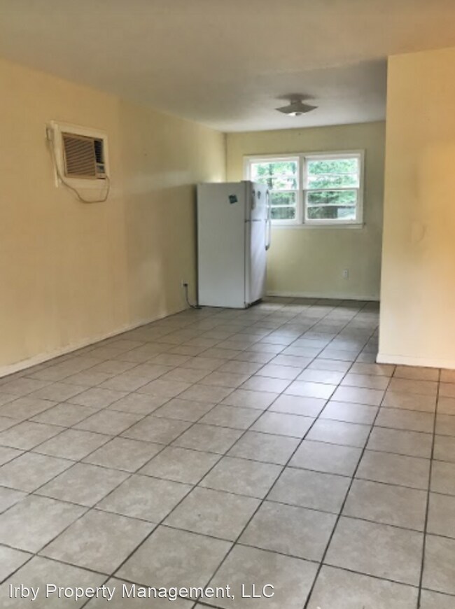 Building Photo - 3 br, 1 bath House - 1102 Anders Drive