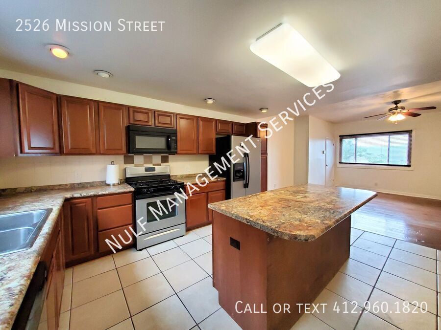 Foto principal - 2526 Mission St