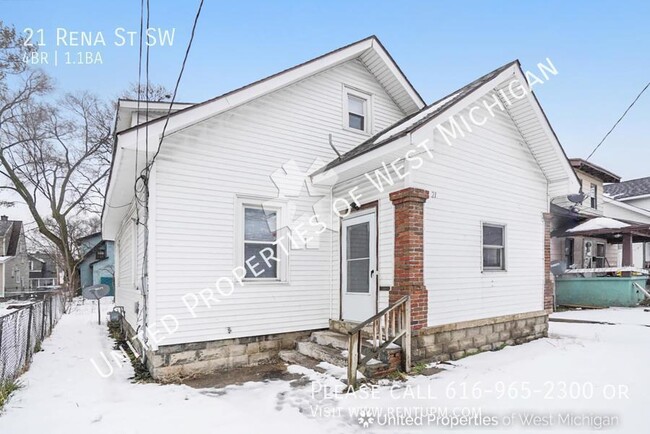 Building Photo - Available NOW | Spacious 4 Bedroom, 1.5 Ba...