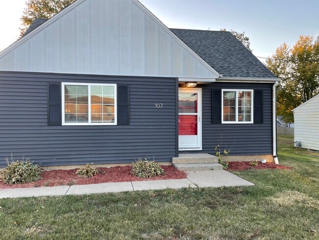 Building Photo - 107 Fandel Rd