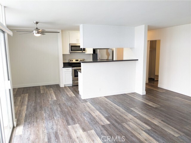 Foto del edificio - 11942 Darlington Ave