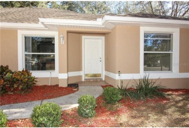 Foto del edificio - 305 Garden Oak Ct