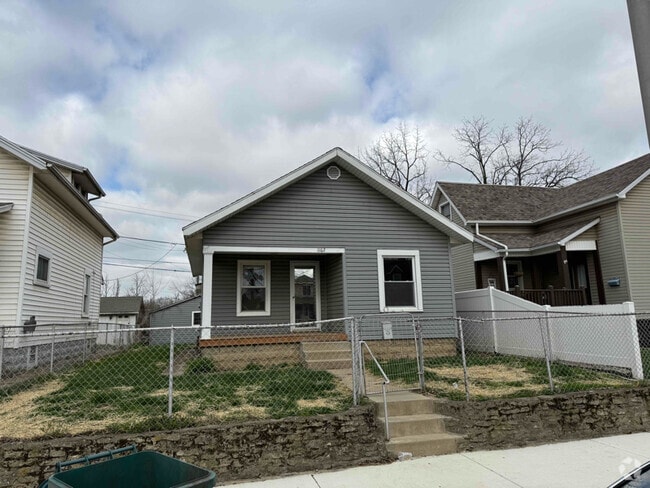 Building Photo - 1102 S 7th St