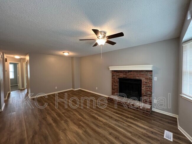 Building Photo - 1255 Petzold Dr