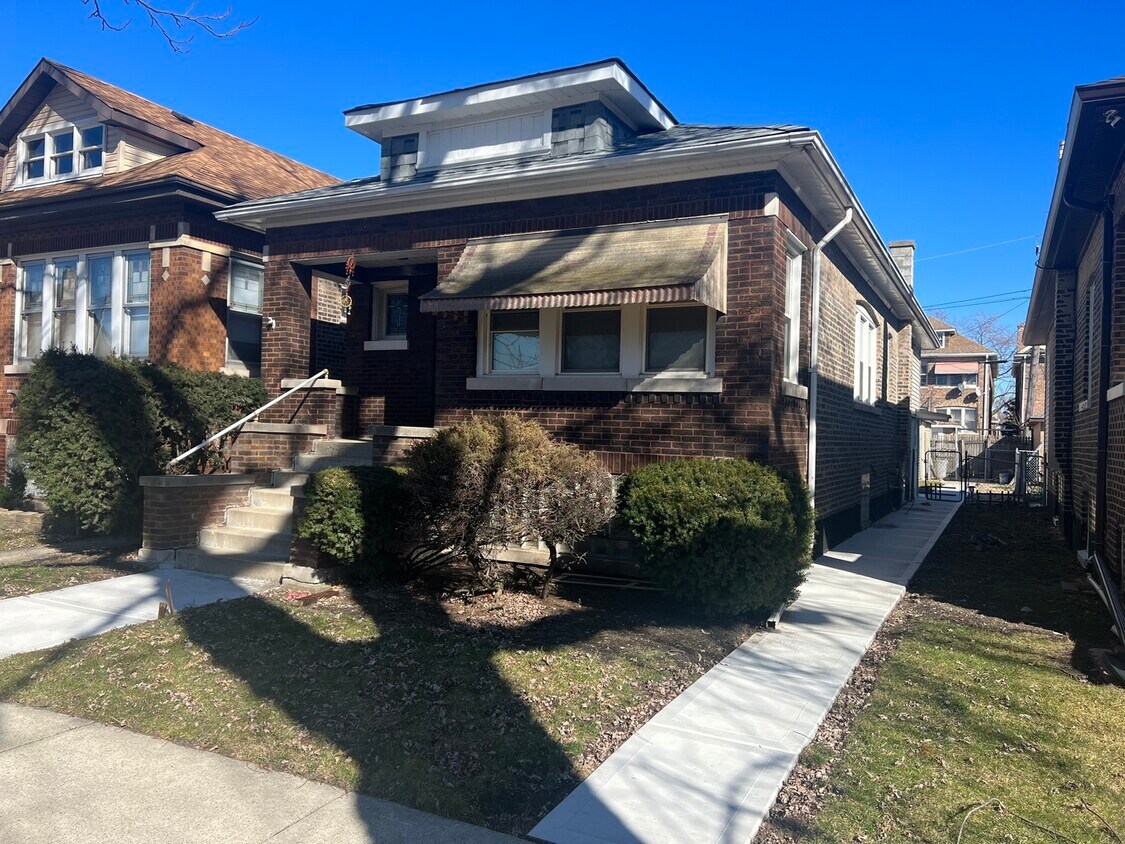 1605 S 51st Ct, Cicero, IL 60804 House Rental in Cicero, IL