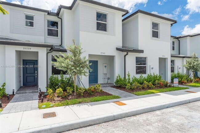 Building Photo - 35745 SW 178th Ave