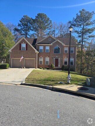 Building Photo - 4910 Oak Hill Terrace