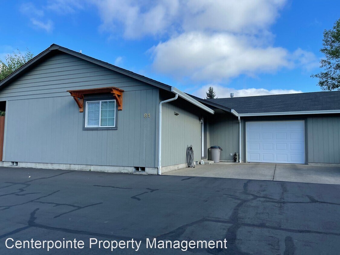 2 br, 1 bath House 81 NW Civil Bend Ave House Rental in Winston, OR