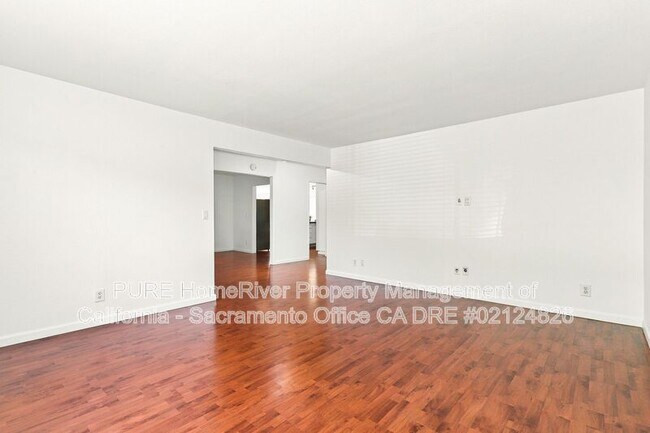 Foto del edificio - 4924 Olive Oak Way