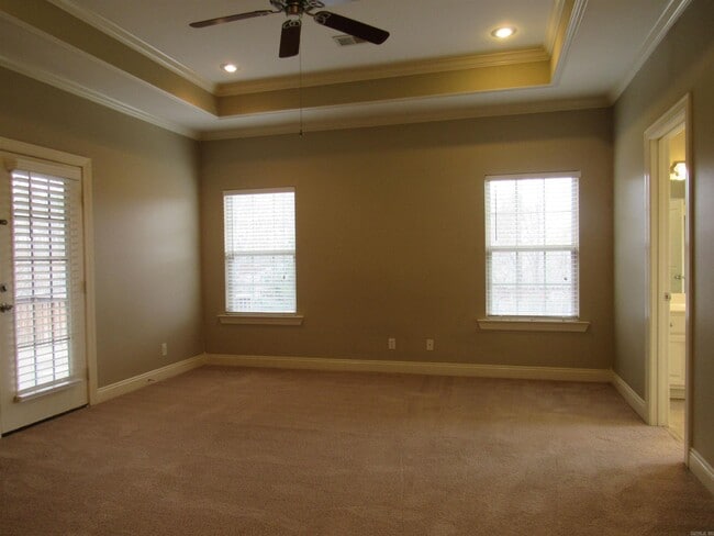 Foto del edificio - 125 Orleans Dr