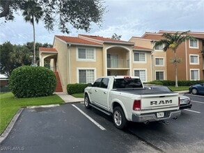 Building Photo - 1210 Wildwood Lakes Blvd