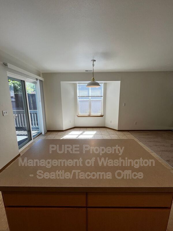 Building Photo - 8419 172nd St Ct E