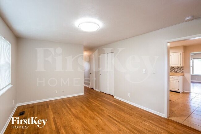 Foto del edificio - 84 North Buck Creek Road